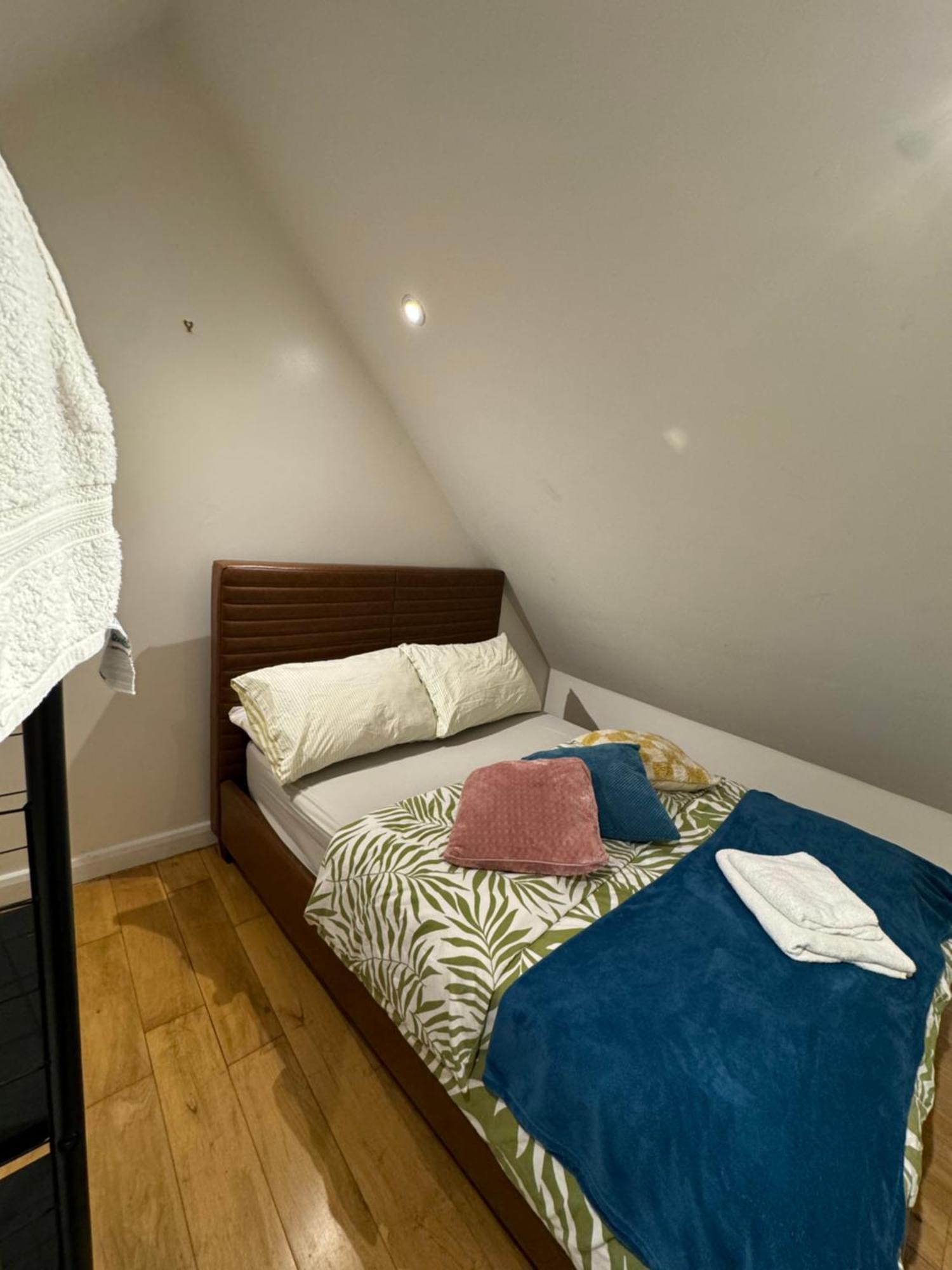 Cozy Rooms Near Central 런던 외부 사진