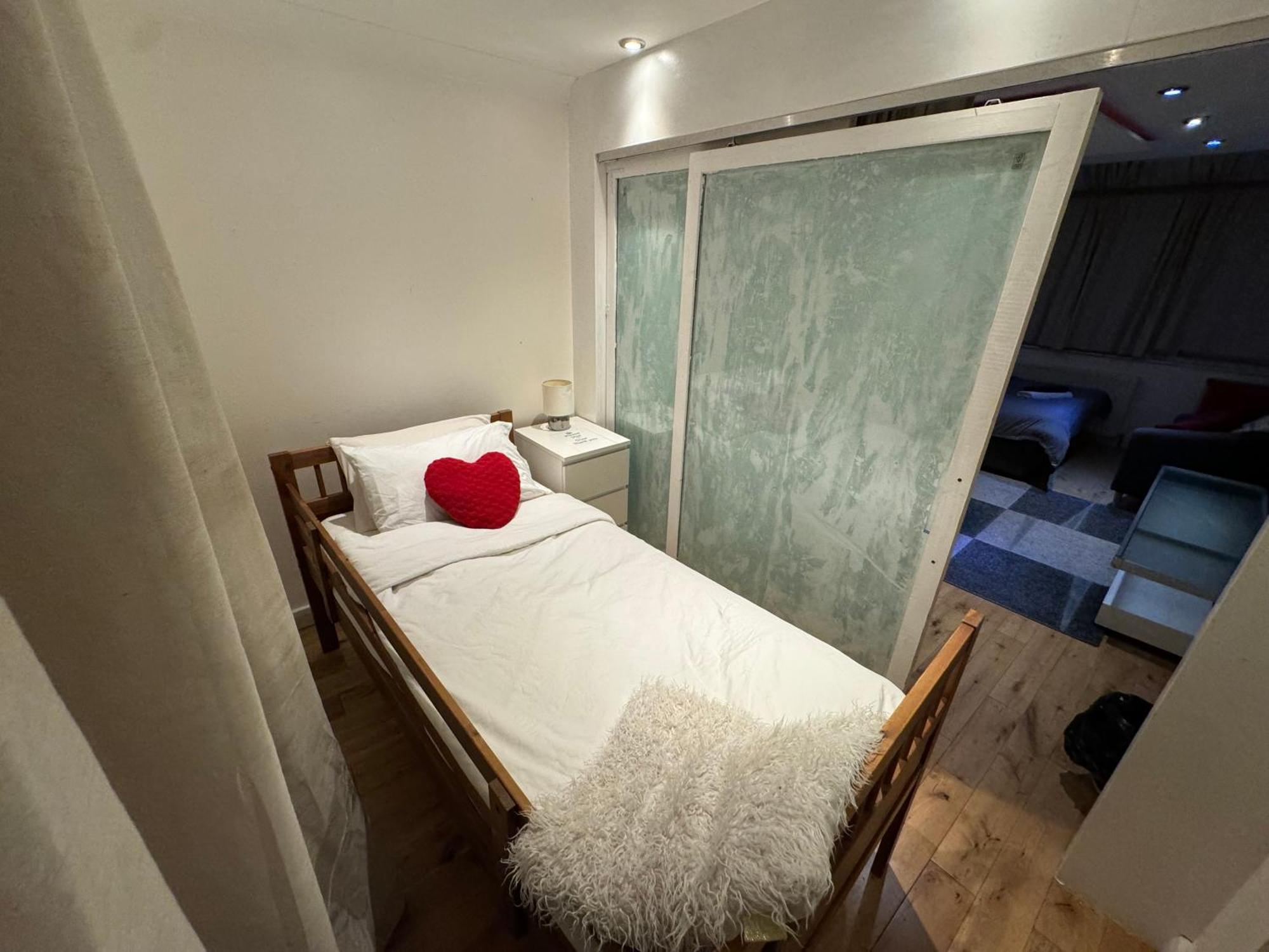 Cozy Rooms Near Central 런던 외부 사진