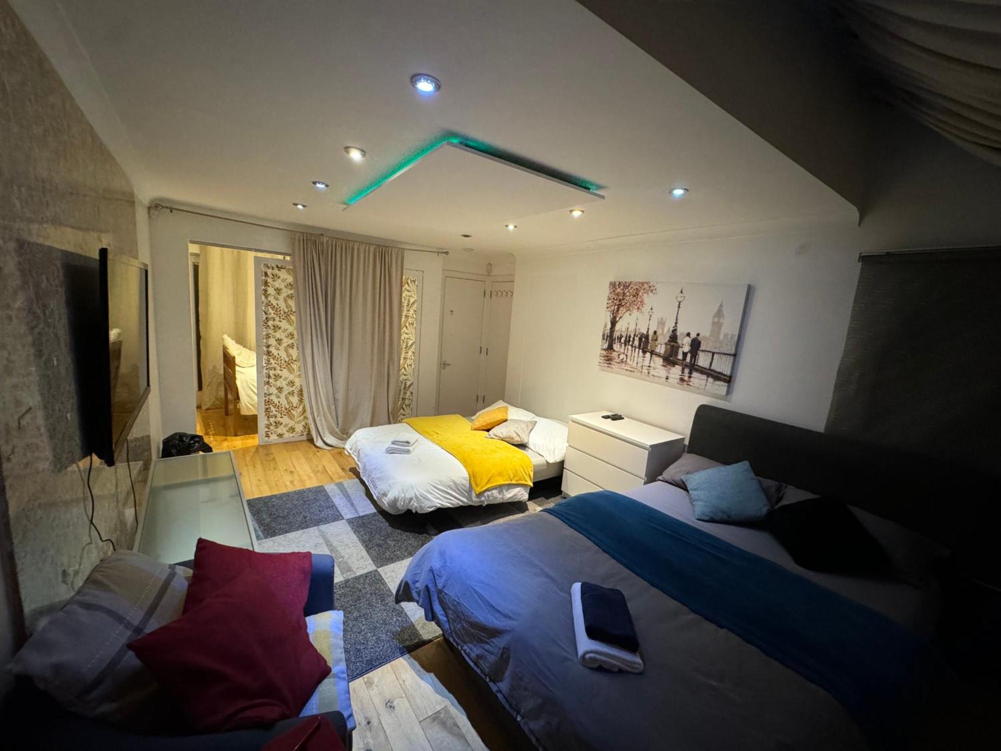 Cozy Rooms Near Central 런던 외부 사진