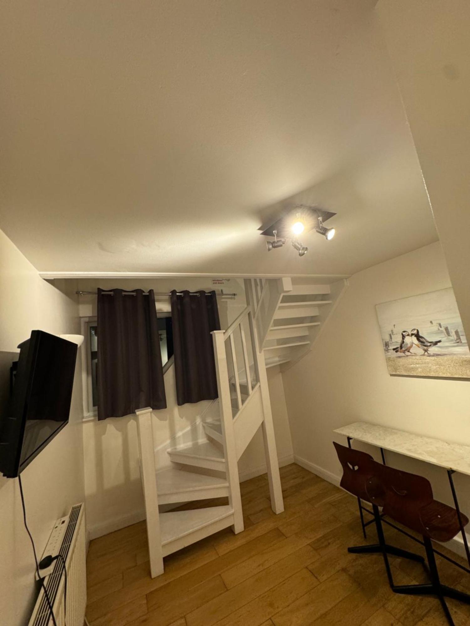 Cozy Rooms Near Central 런던 외부 사진