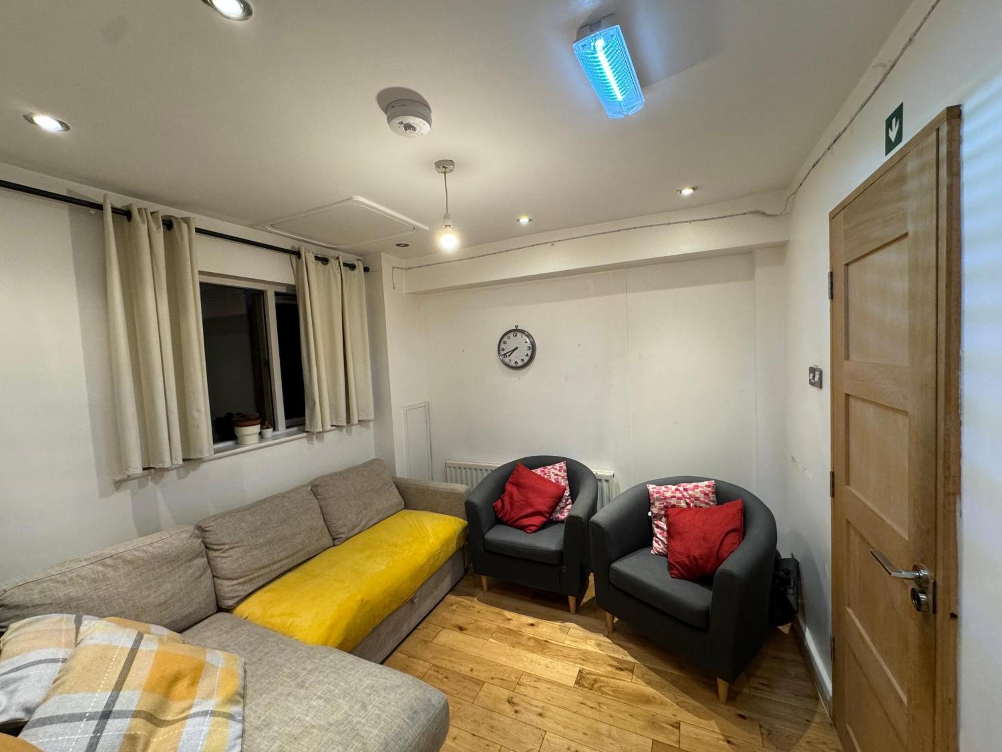 Cozy Rooms Near Central 런던 외부 사진