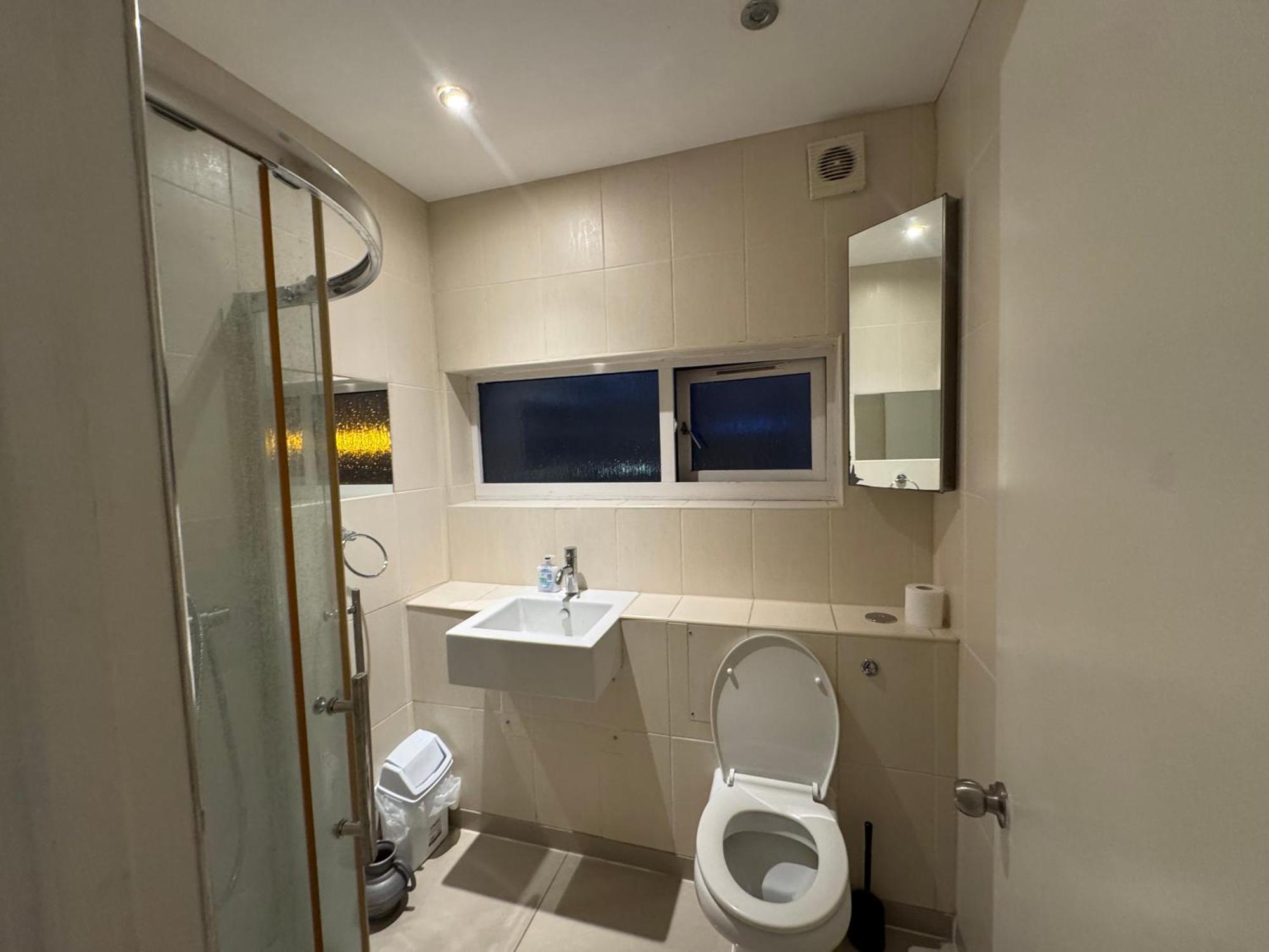 Cozy Rooms Near Central 런던 외부 사진